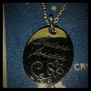 Sisters necklace